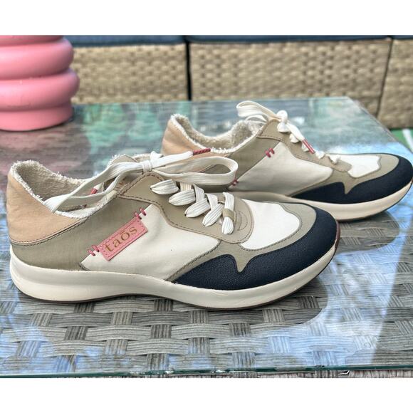 Taos Direction Sneakers – Neutral Beige/Black  - Women’s Size 7 - Picture 3 of 8